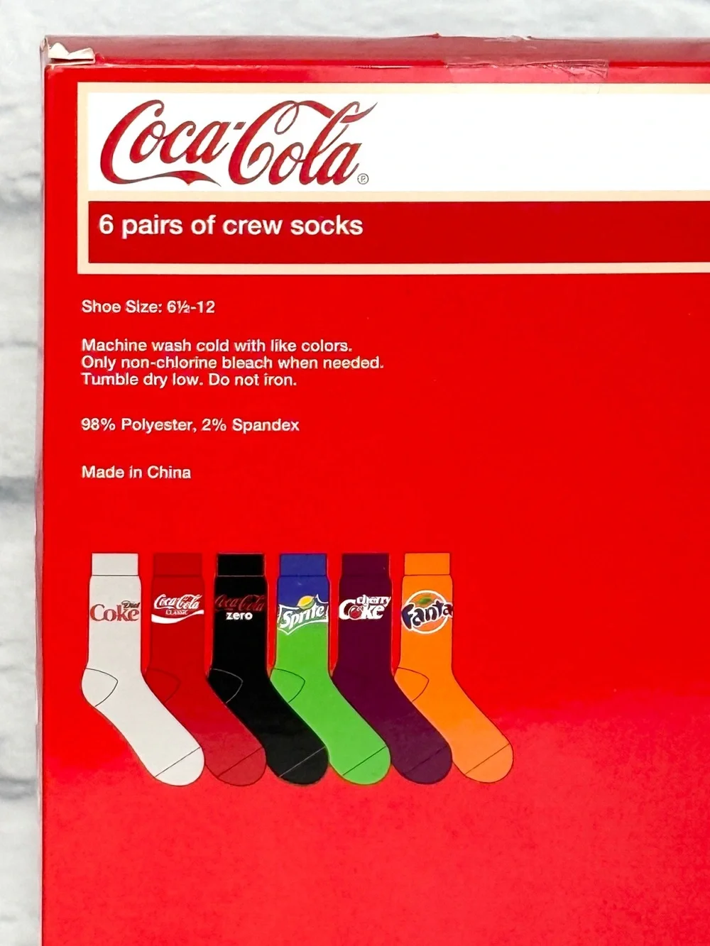 New Coca-Cola Novelty Crew Sock Vending Machine Gift Set 6pk